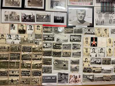 Tutto il resto dell�esposizione � per� dedicato ai colori biancorossi. Si parte dai gloriosi anni dello Stadio della Vittoria, ritratto attraverso le foto in bianco e nero derivanti dall�archivio fotografico di Michele Ficarelli